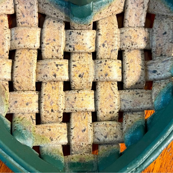 River Hill Art Pottery woven clay heart dish basket made in the USA - Picture 5 of 7